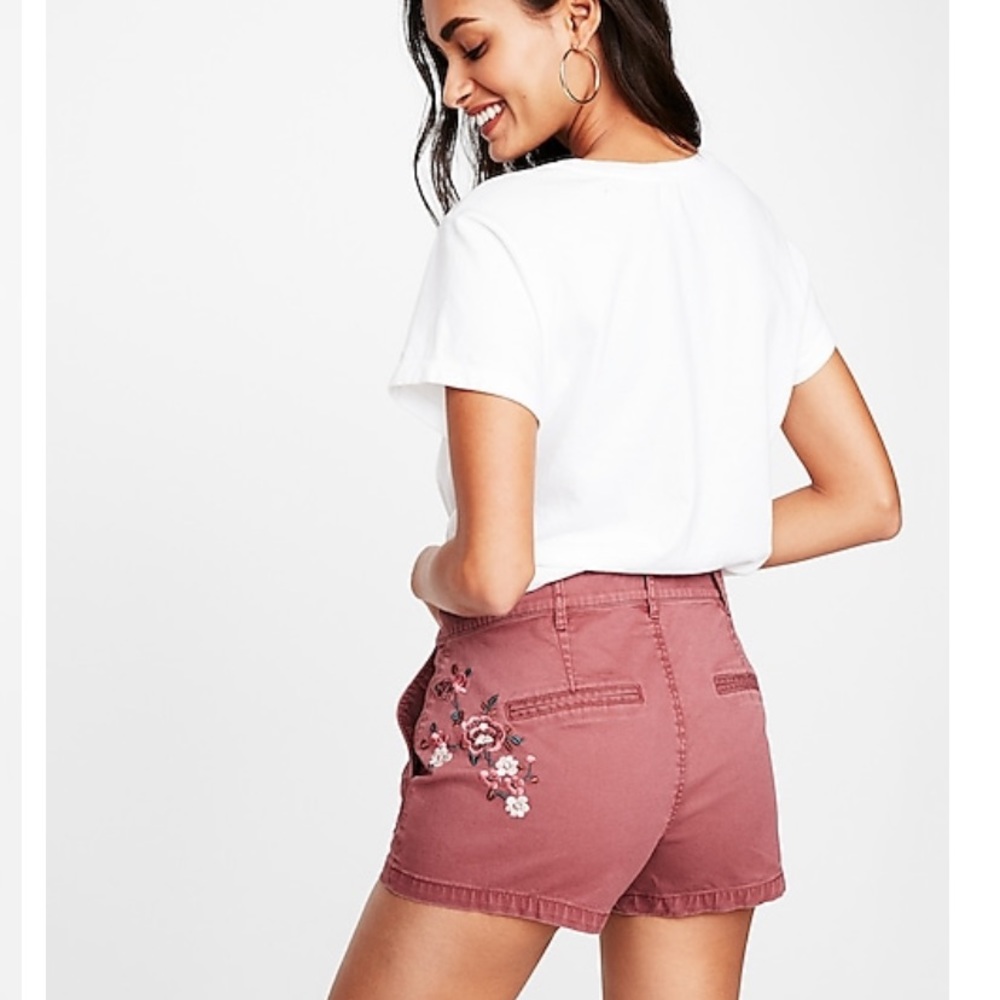 EXPRESS Mid Rise Shorts - Picture 7 of 7